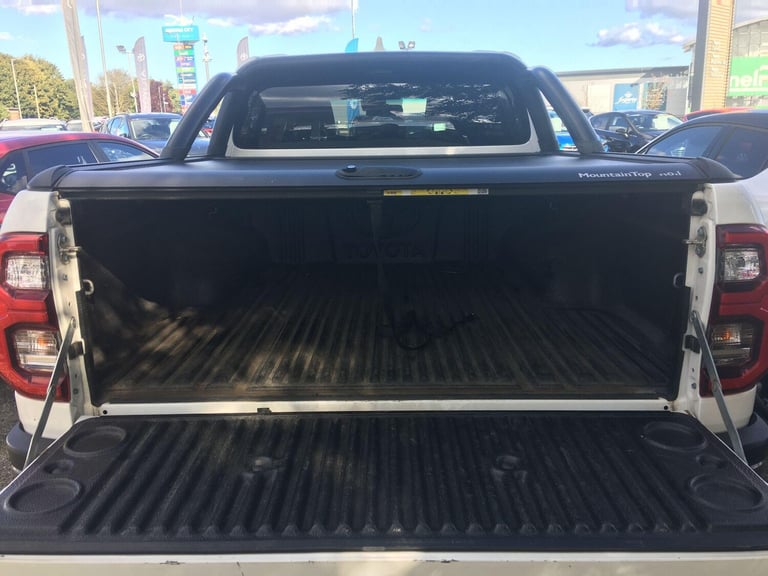 2023 Toyota Hilux Invincible X D/Cab Pick Up 2.8 D-4D Auto PICK UP DIESEL Automatic