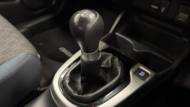 2015 Honda Jazz 1.3 SE 5dr Petrol Hatchback Hatchback Petrol Manual