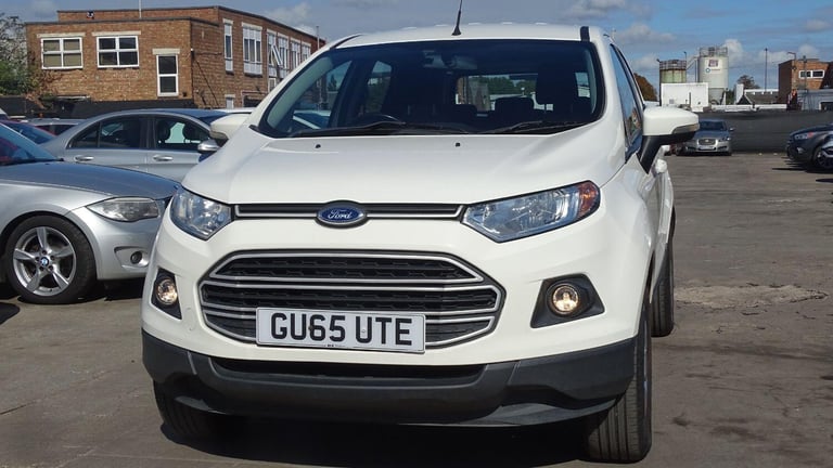 FORD ECOSPORT 1.5 Zetec 2015
