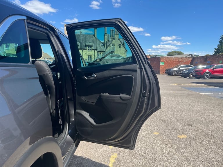 2022 Vauxhall Crossland Crossland 1.2T Ultimate 5dr Hatchback Petrol Automatic