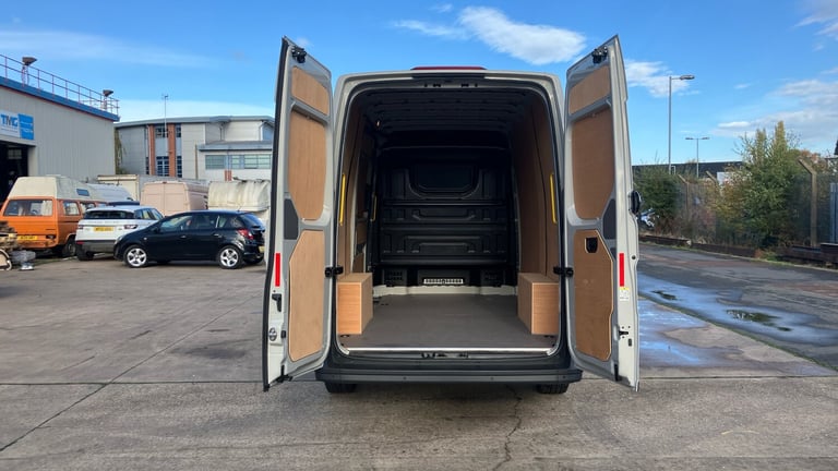 2025 Volkswagen Crafter Cr35 Mwb Diesel 2.0 TDI 177PS Commerce Plus High Roof Van Auto High Volum...