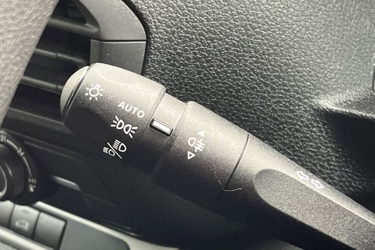  Peugeot Expert 2.0 Bluehdi Professional Standard Panel Van 6dr Diesel Manual