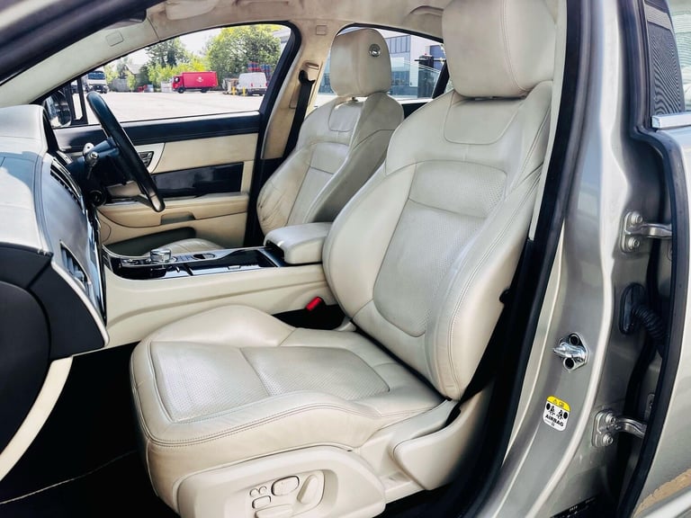 2012 Jaguar XF 3.0d S V6 Portfolio Auto Euro 5 (s/s) 4dr SALOON Diesel Automatic