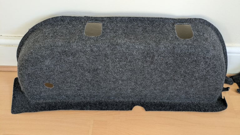 Nissan NV200 7 seater combi wheel arch carpet covers