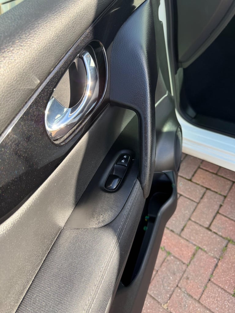  Nissan Qashqai 1.2 DIG-T n-tec+ 2WD Euro 6 (s/s) 5dr Petrol Manual