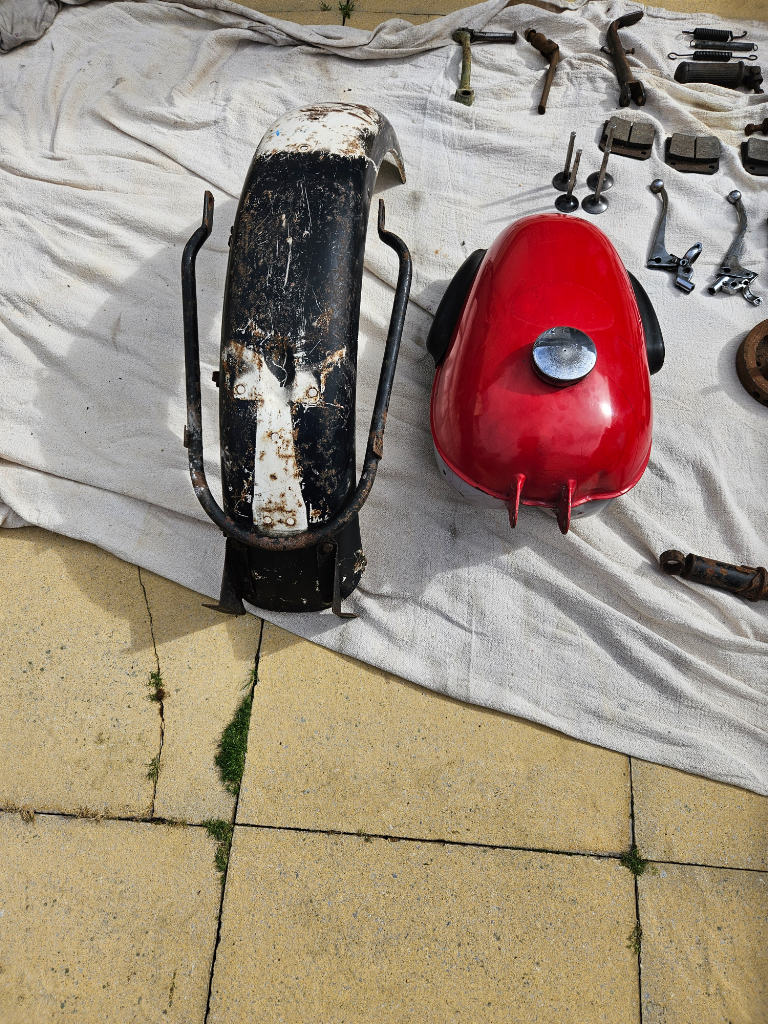 Assorted motorcycle parts lot