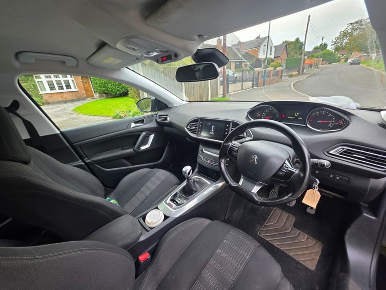 2015 Peugeot 308 1.6 BlueHDi 120 Allure 5dr HATCHBACK Diesel Manual