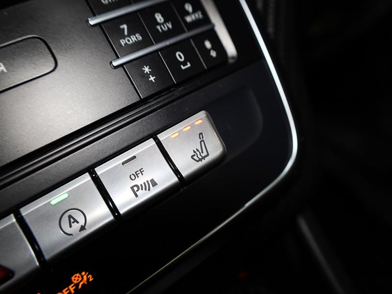 2017 Mercedes-Benz A-Class A180 AMG Line Hatchback Petrol Automatic