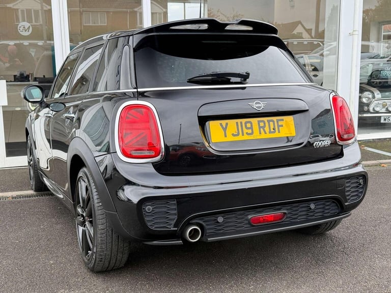 MINI HATCH 1.5 Cooper Sport Euro 6 (s/s) 5dr 2019