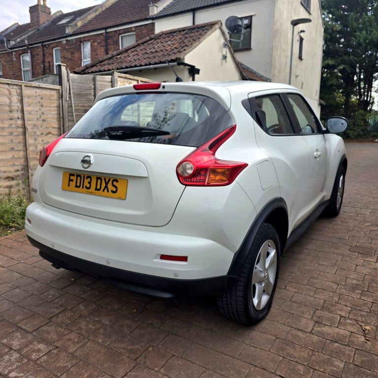Nissan, JUKE, Hatchback, 2013, Manual, 1598 (cc), 5 doors