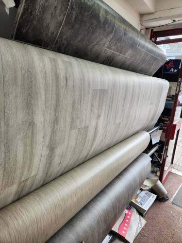 flooring carpet, laminate,  vinyl