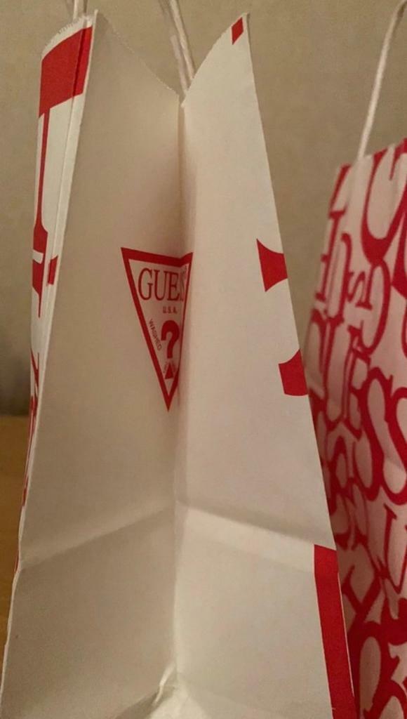 Guess gift bag 