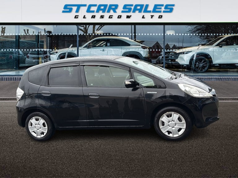 2012 Honda Fit AUTO   Hybrid