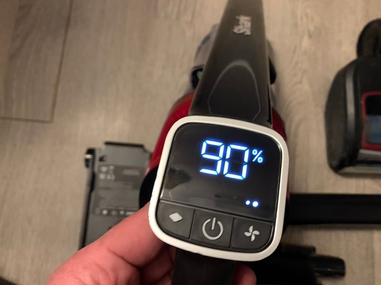 Shark IZ300UKT Cordless digital + extra battery