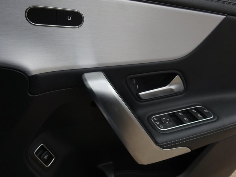 2019 19 REG MERCEDES BENZ CLA 180 AMG LINE AUTO DAMAGED REPAIRABLE SALVAGE