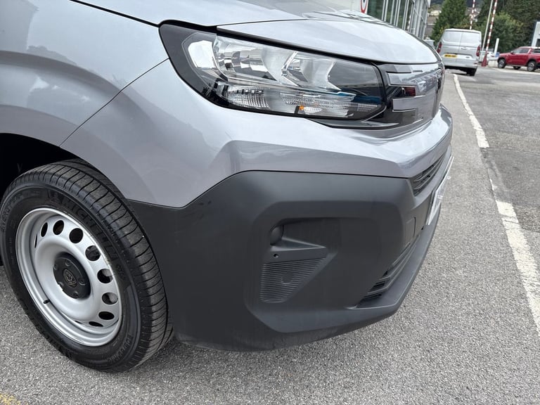 2025 Peugeot Partner 1.5 BlueHDi 100 Professional Van Van Diesel Manual