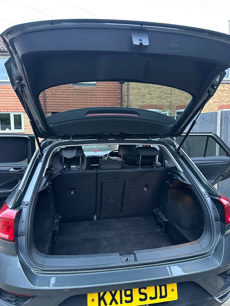 Volkswagen, T-ROC, Hatchback, 2019, Manual, 1598 (cc), 5 doors