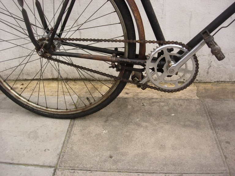 arge Vintage 1948 Hopper Mens Roadster/ Town Bike, Runs Well, Resto Project?? CHEAP PRICE!!!