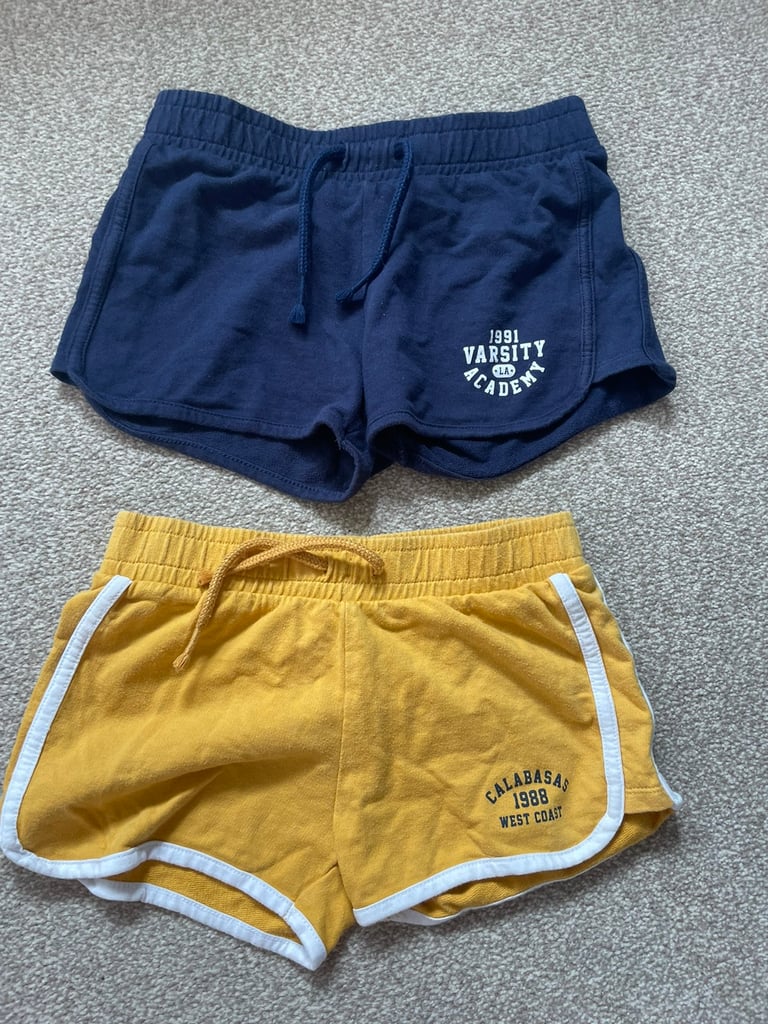 Girls shorts age 8-9