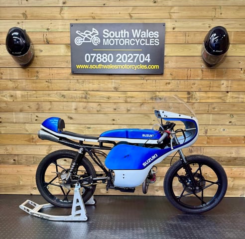 Suzuki ZR50 race replica 1984 model tax and mot exempt in