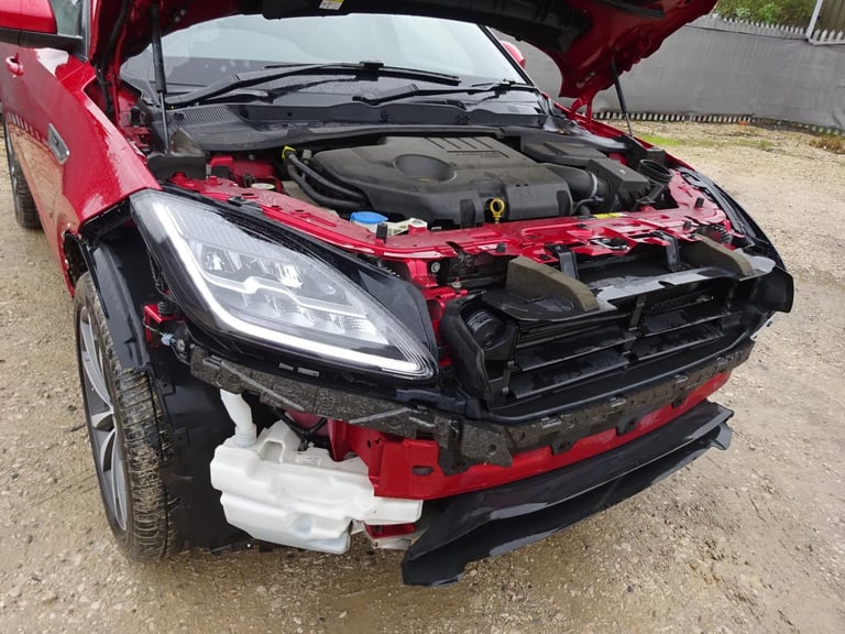 2018 18 REG JAGUAR E-PACE R-DYNAMIC HSE D AWD DIESEL AUTO DAMAGED SALVAGE