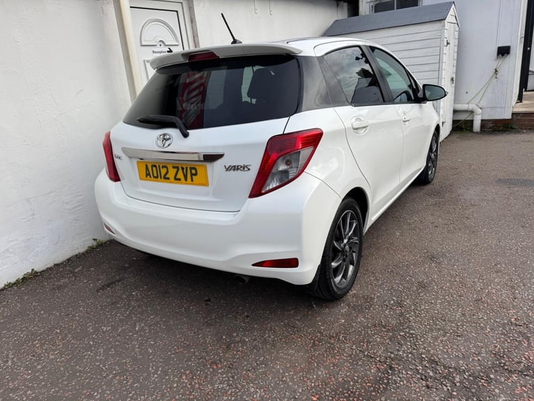2012 Toyota Yaris 1.33 VVT-i Trend 5dr HATCHBACK PETROL Manual