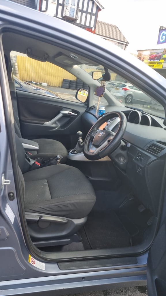 Toyota verso 2012 (62) 7 seater - Quick Sale 