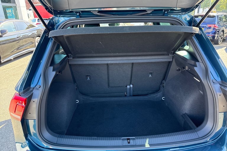 2024 Volkswagen Tiguan 2.0 TDI (SCR) DSG R-Line Edition | Heated Seats |  Park Assist SUV DIESEL ...