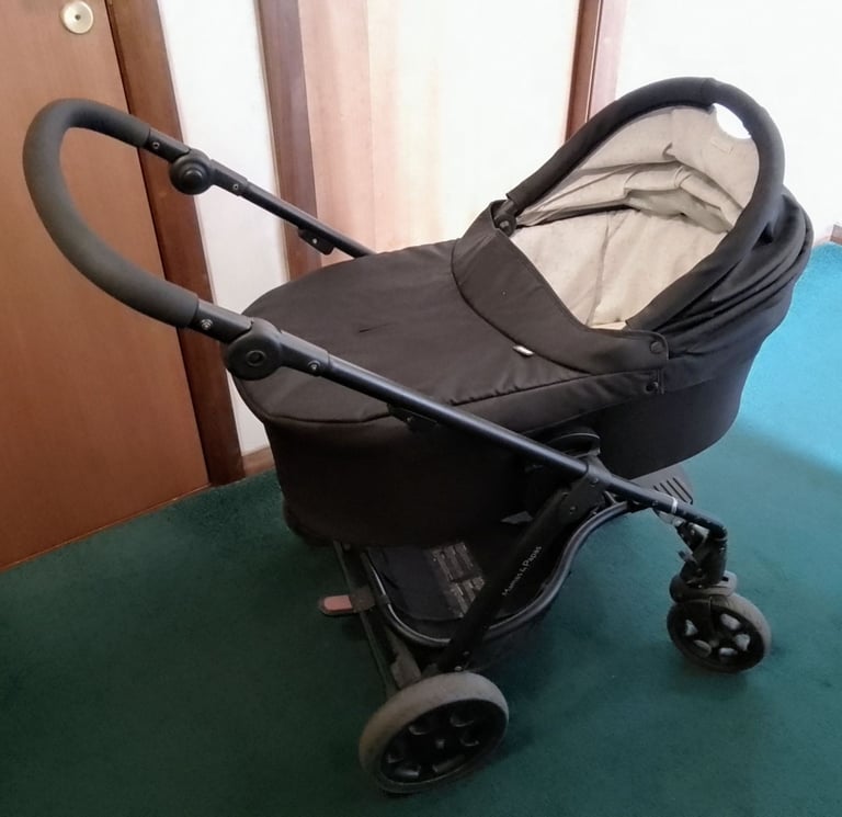 image for MAMAS AND PAPAS 3-in 1 PRAM (CARRYCOT, PUSHCHAIR & CYBEX CAR SEAT)