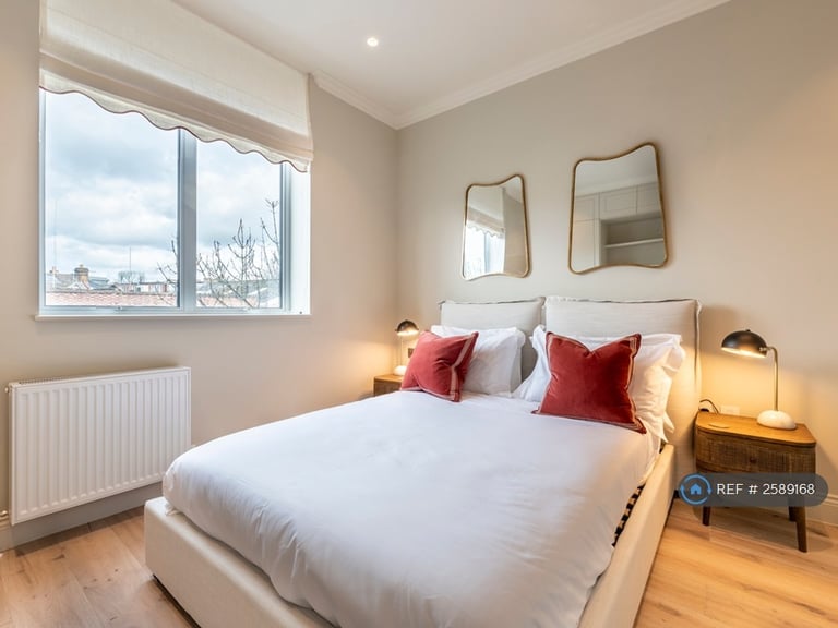 2 bedroom flat in Heath Road, London, TW1 (2 bed) (#2589168)