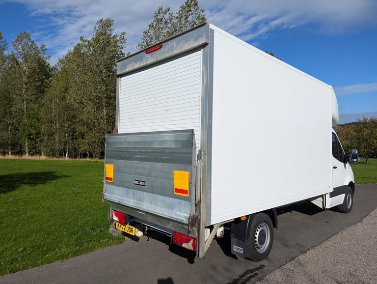  MERCEDES-BENZ SPRINTER 3.5t Progressive Luton Tail Lift