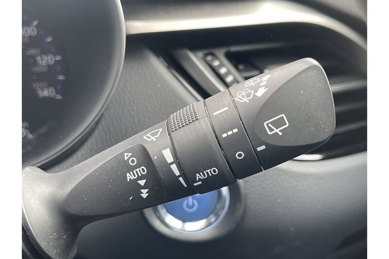 2020 Toyota C-HR VVT-h Excel SUV HYBRID Automatic