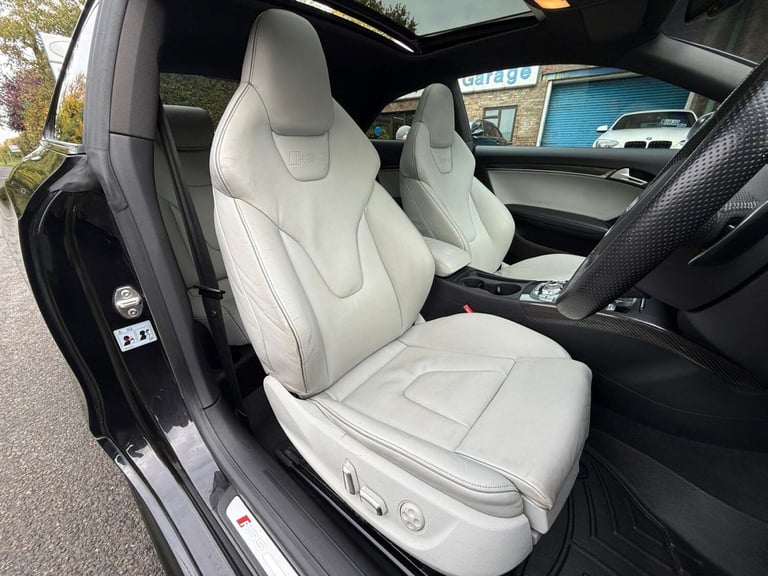 2014 Audi A5 4.2 RS 5 FSI Quattro Auto 4WD 2dr Coupe Petrol Automatic