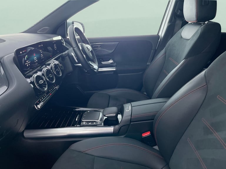 2022 Mercedes-Benz GLA GLA 200 AMG Line Executive 5dr Auto HATCHBACK PETROL Automatic