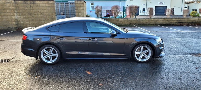 Audi, A5, Hatchback, 2017, Semi-Auto, 1968 (cc), 5 doors