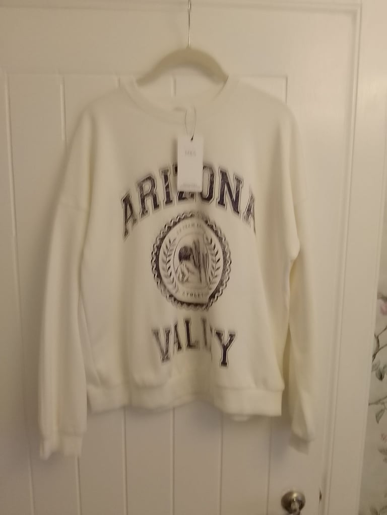image for NEW M&S SWEATSHIRT-AGE 15