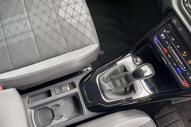 2023 Volkswagen T-Roc 1.5 TSI R-Line 5dr DSG HATCHBACK Petrol Automatic