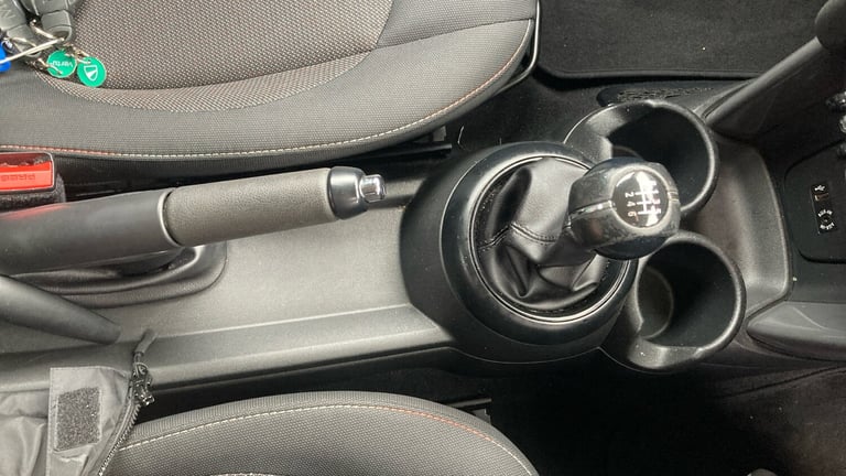 2016 MINI Hatch 1.5 Cooper 5dr Petrol Hatchback Hatchback Petrol Manual