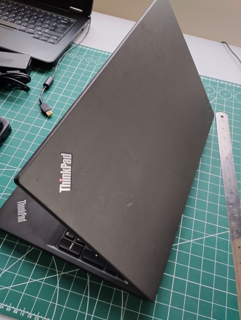 Lenovo Laptop. Windows 11, MS OFFICE, 16GB RAM, i5 CPU, 240GB SSD, HDMI, Backlit Keys, WebCam. 