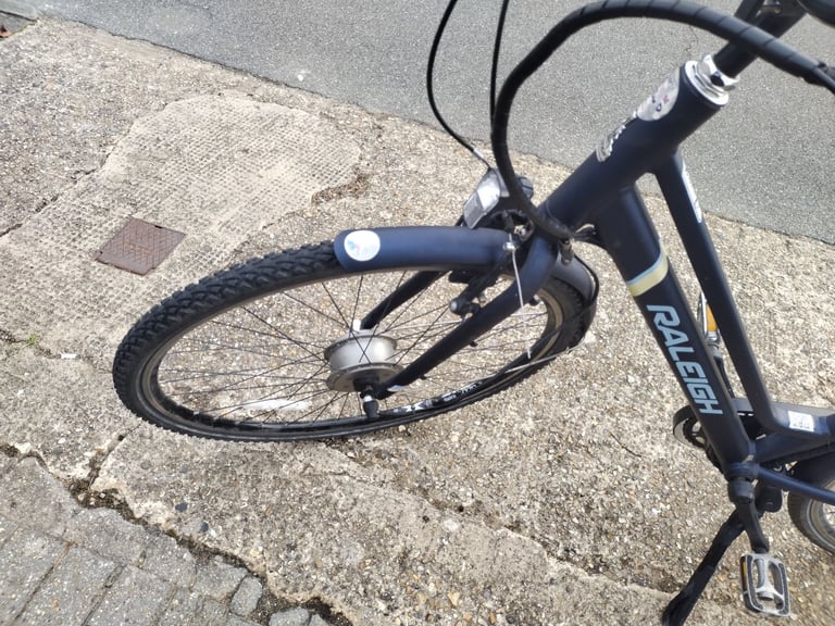 Raleigh Array electric bike ebike