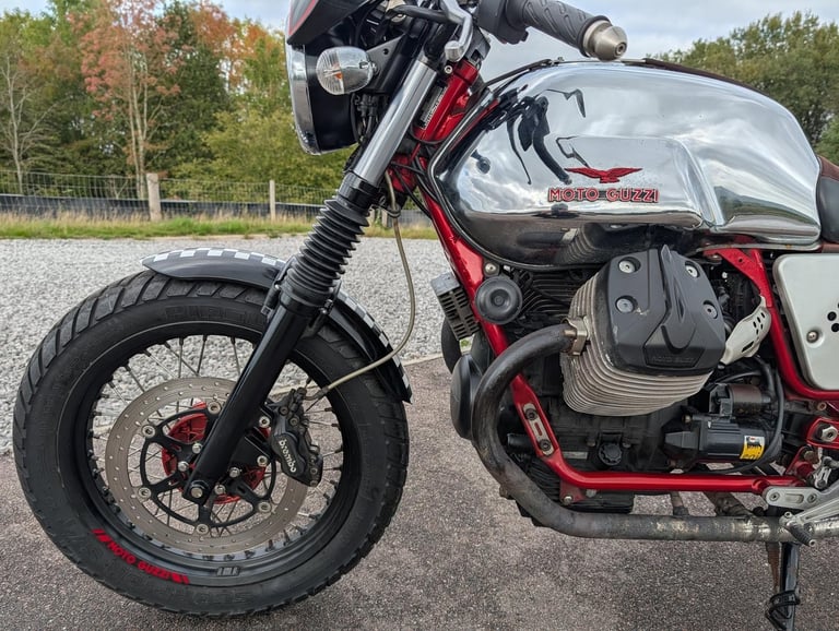 2014 MOTO GUZZI V7 RACER