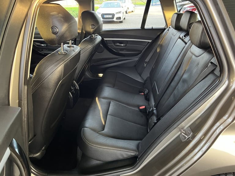 2015 BMW 3 Series 320d Sport 5dr Step Auto ESTATE DIESEL Automatic