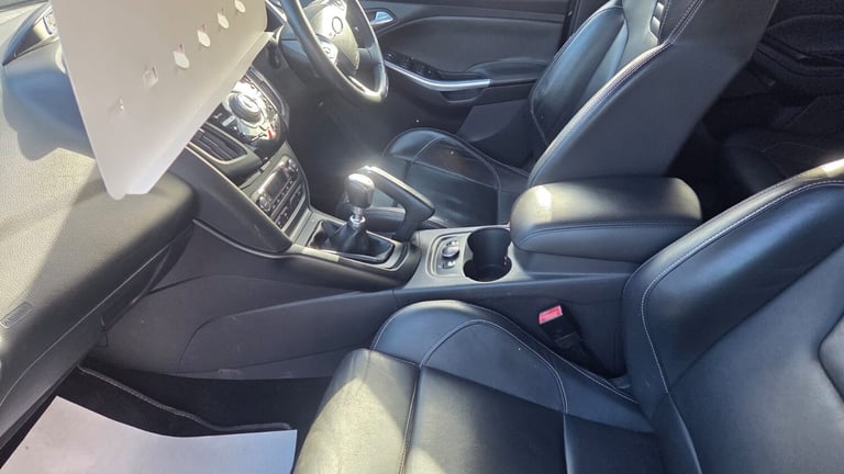 2012 Ford Focus 2.0T ST-3 5dr HATCHBACK Petrol Manual