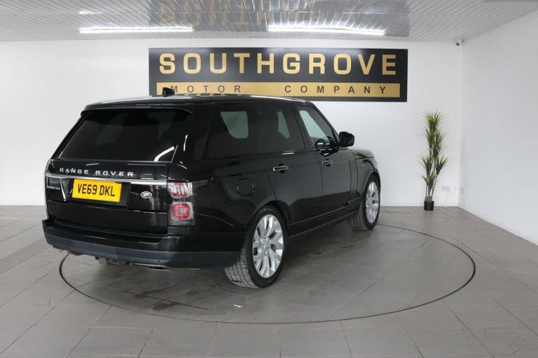 2019 Land Rover Range Rover 3.0 SD V6 Vogue SE SUV 5dr Diesel Auto 4WD Euro 6 (s/s) (275 ps) ESTA...
