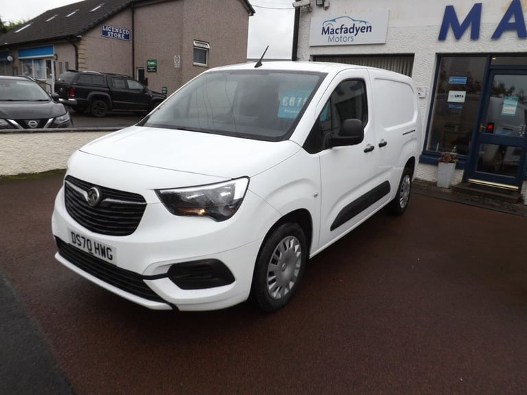 2020 Vauxhall Combo 1.5 Turbo D 2300 Sportive Panel Van 4dr Diesel Manual L2 H1 Euro 6 (s/s) (1 P...
