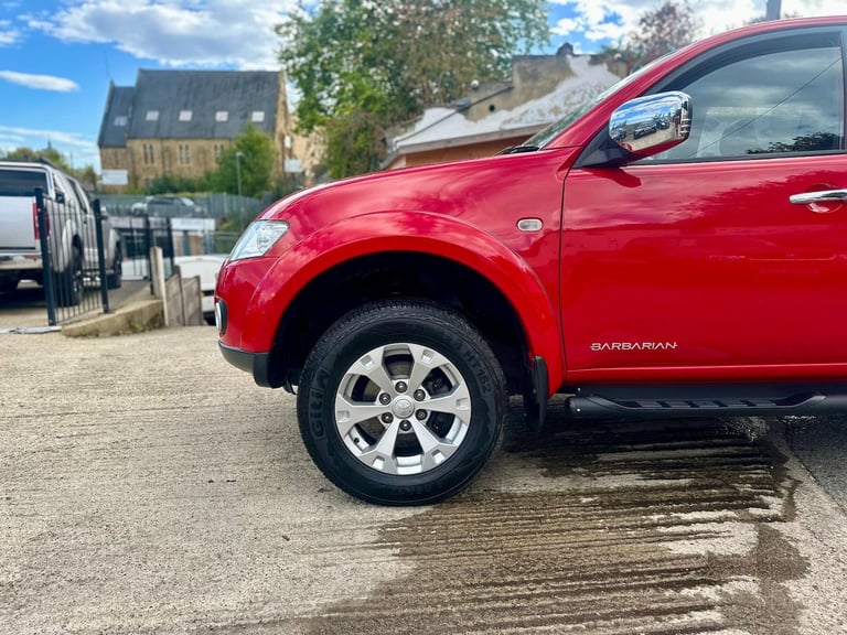 2014 Mitsubishi L200 Double Cab DI-D Barbarian 4WD 176Bhp PICK UP Diesel Manual