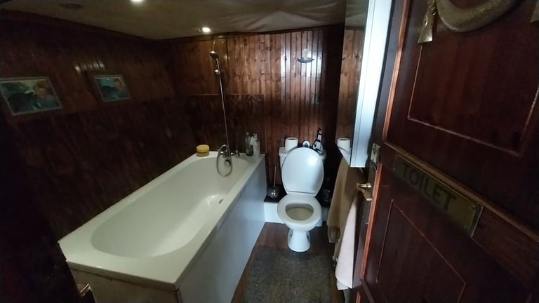Bruce Roberts 50ft livaboard steel boat