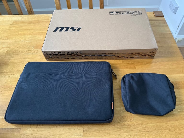 MSI GS66 Stealth Gaming Laptop RTX2060 bundle