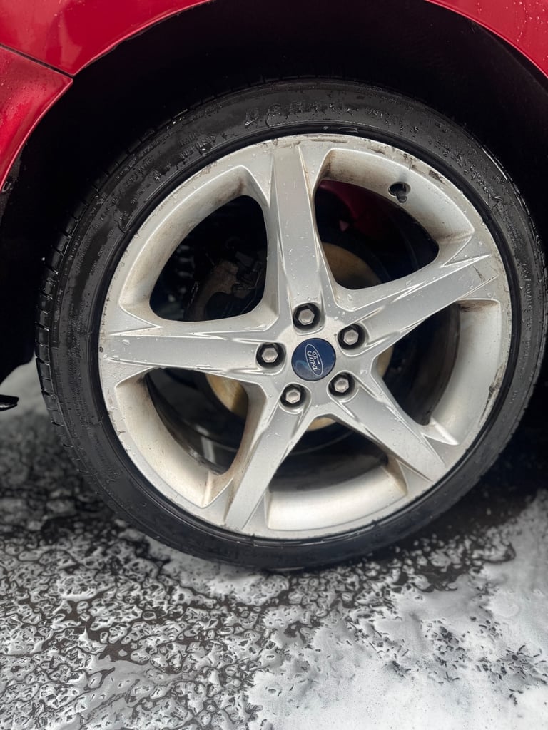 Ford, FOCUS, Estate, 2011, Manual, 1560 (cc), 5 doors