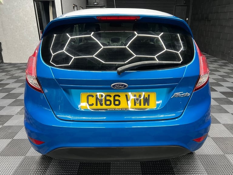 2016 Ford Fiesta 1.25 82 Zetec Blue 3dr HATCHBACK Petrol Manual